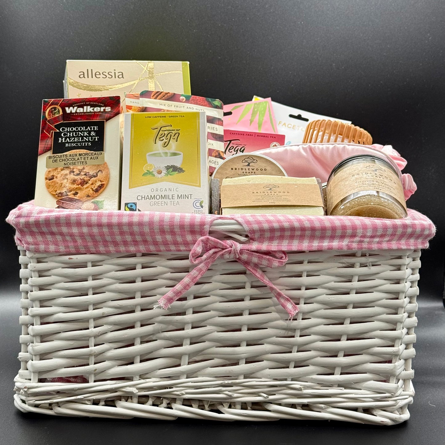 The Ultimate Pamper Hamper